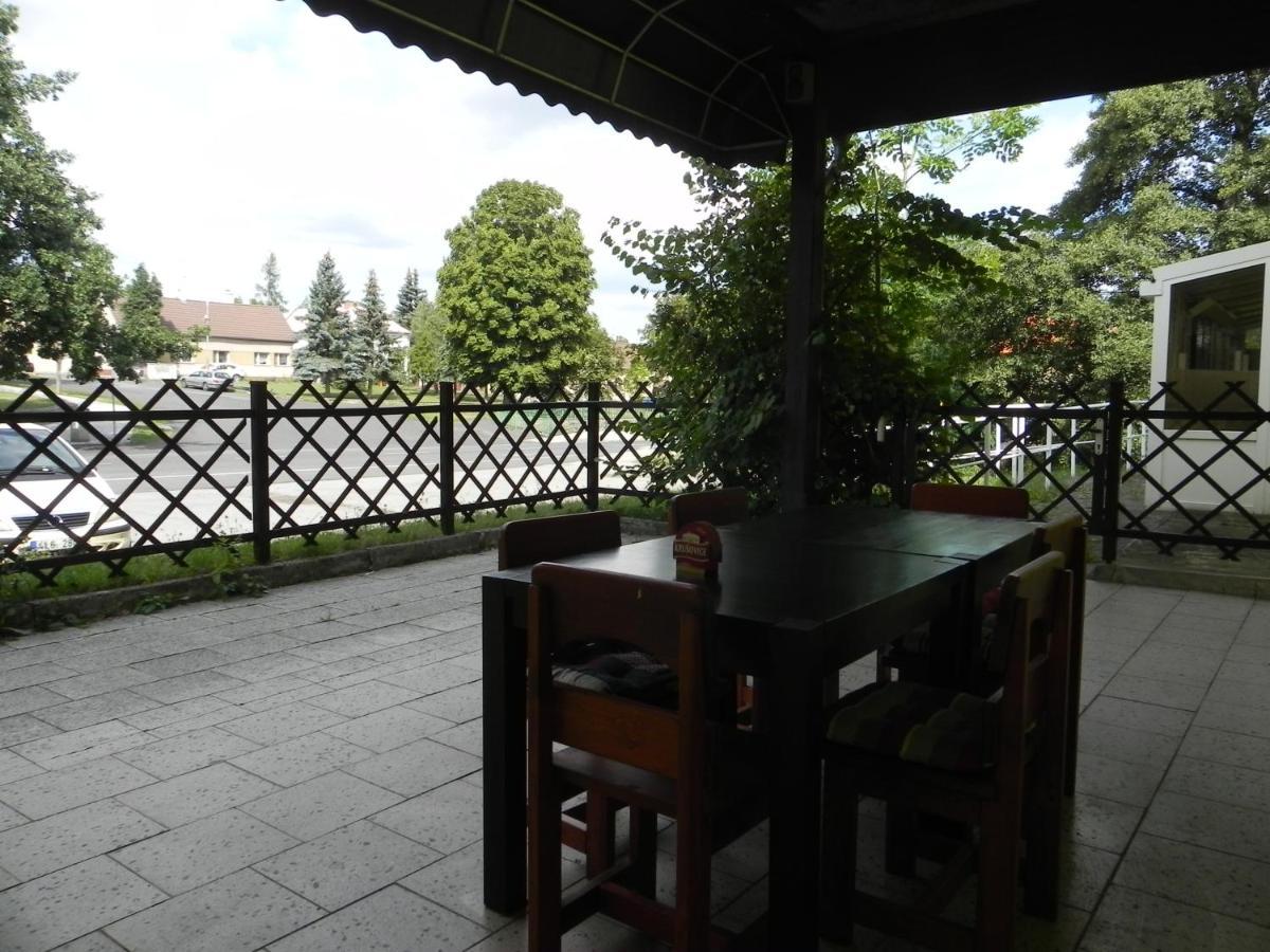 Penzion Krasny Dvur Bagian luar foto