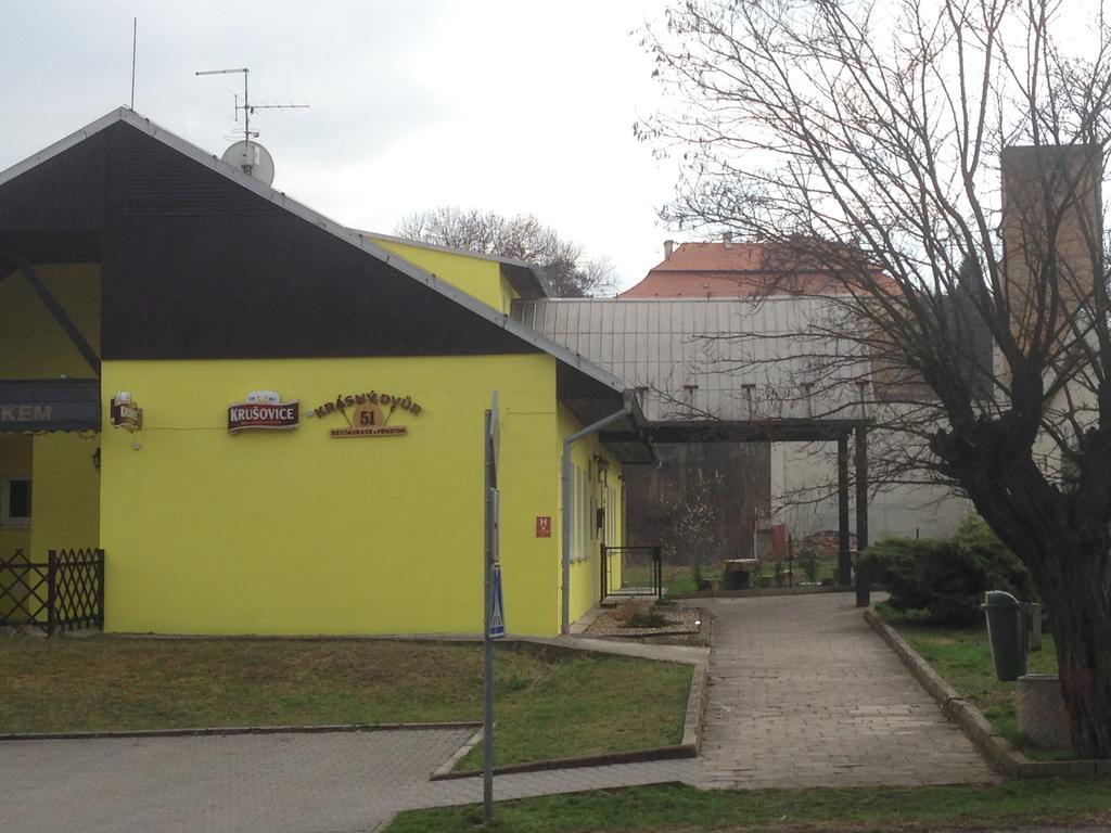 Penzion Krasny Dvur Bagian luar foto