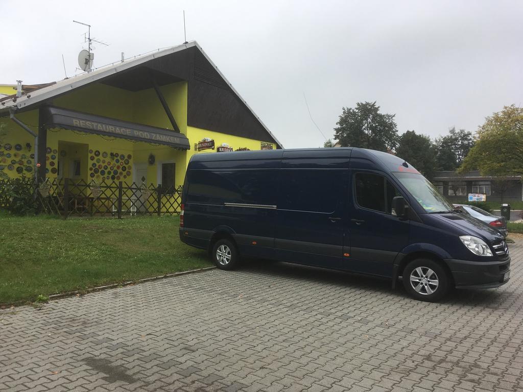 Penzion Krasny Dvur Bagian luar foto