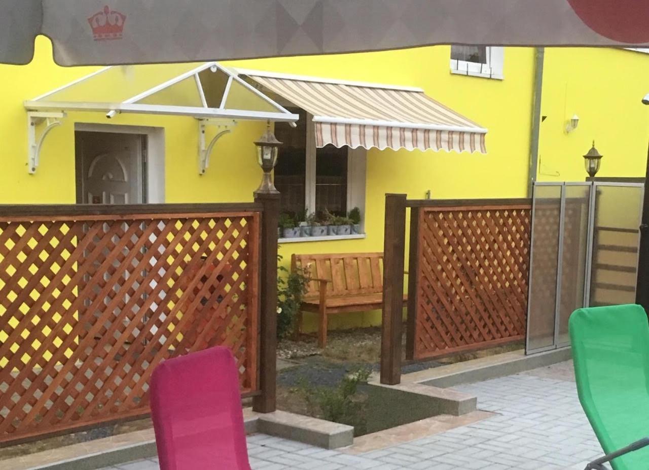 Penzion Krasny Dvur Bagian luar foto